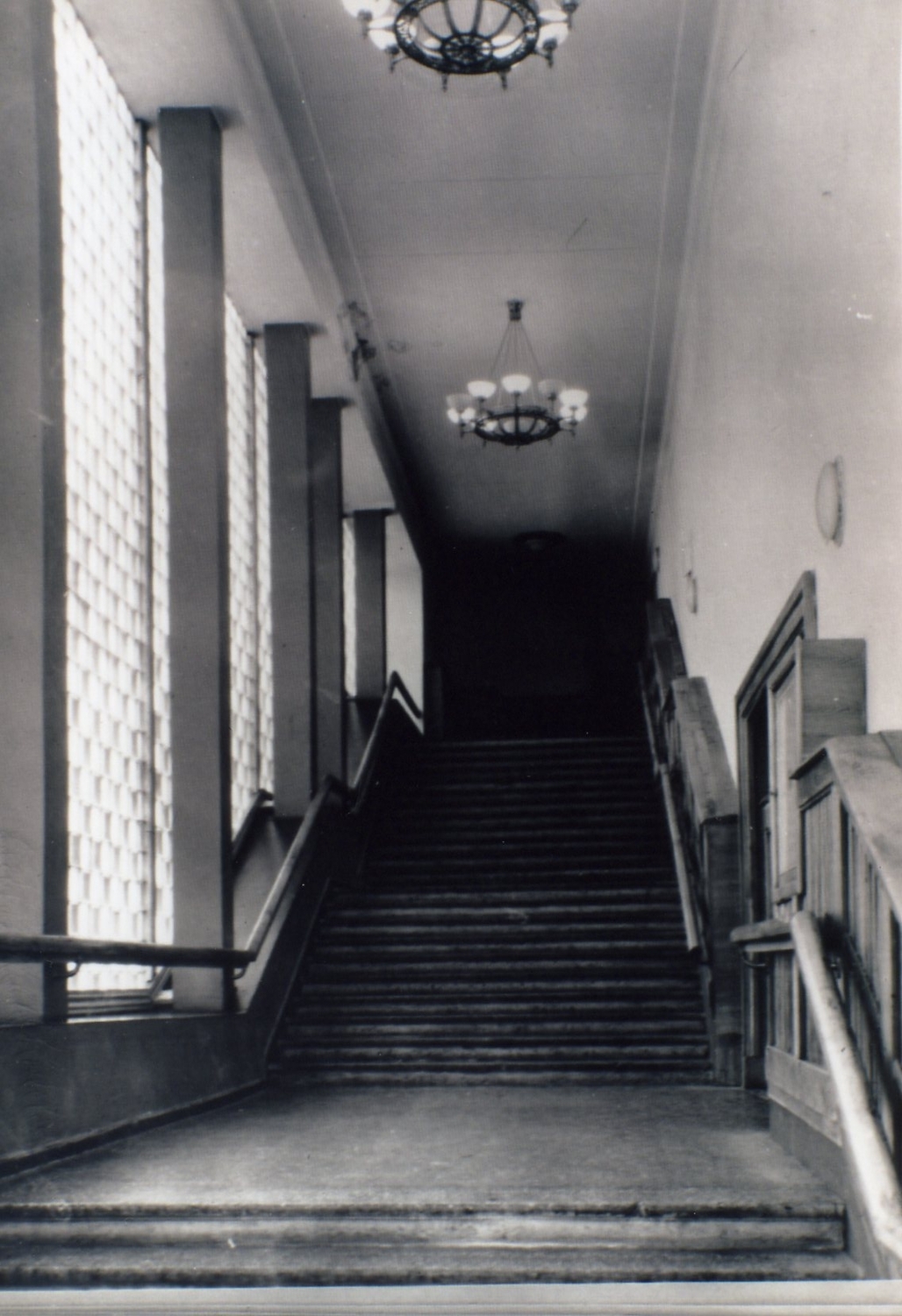 Поворот img146.jpg