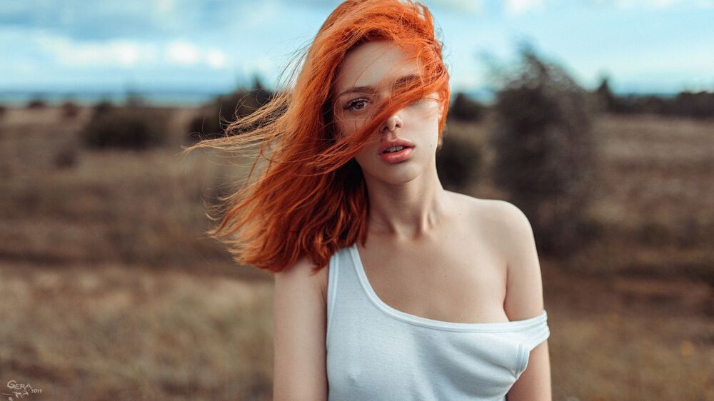 1663472076_9-boombo-biz-p-red-haired-nude-erotika-instagram-12.jpg